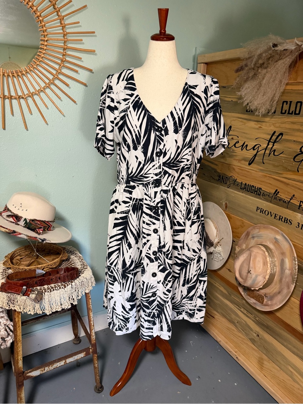 Tommy Hilfiger Black and White Tropical Print Midi Dress